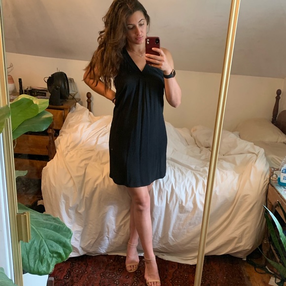 Cuyana 100% Silk Shift Dress - Picture 2 of 4